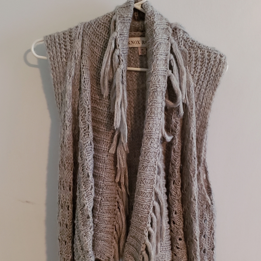 New Knox Rose knee length soft sweater vest